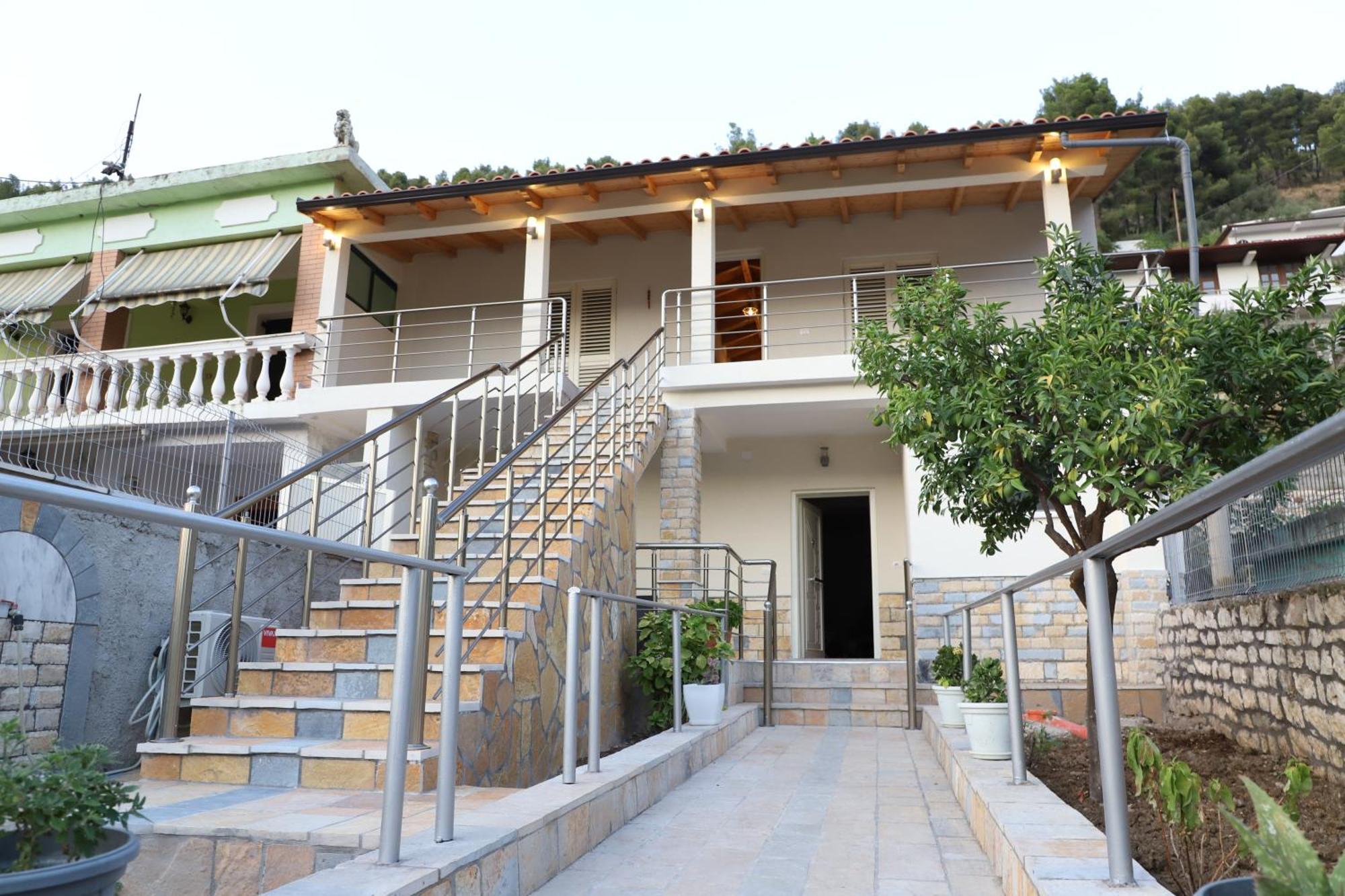 Guesthouse Kazazi Берат Экстерьер фото