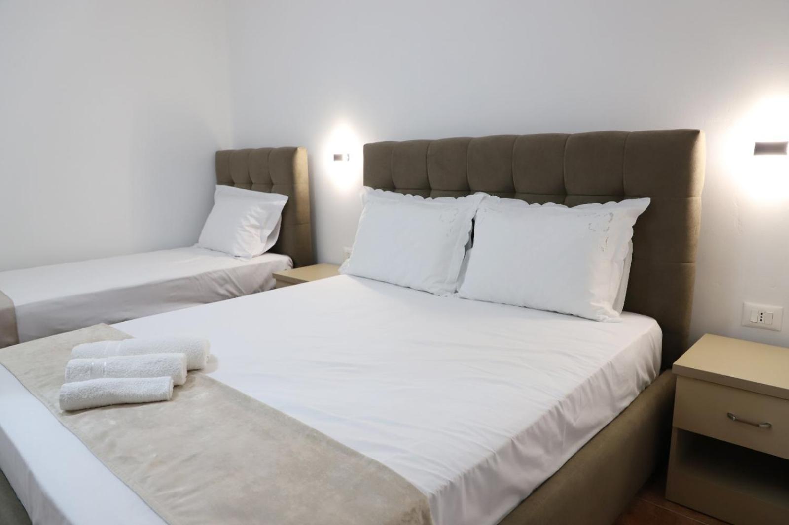 Guesthouse Kazazi Берат Экстерьер фото